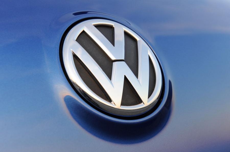  Volkswagen Golf R 2012 года  (фото 45 из 106)